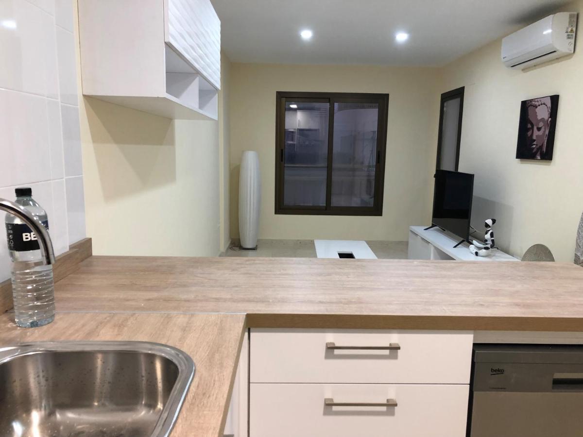 Moderno Apartamento En Primera Linea Paseo Maritimo Fuengirola Exterior photo